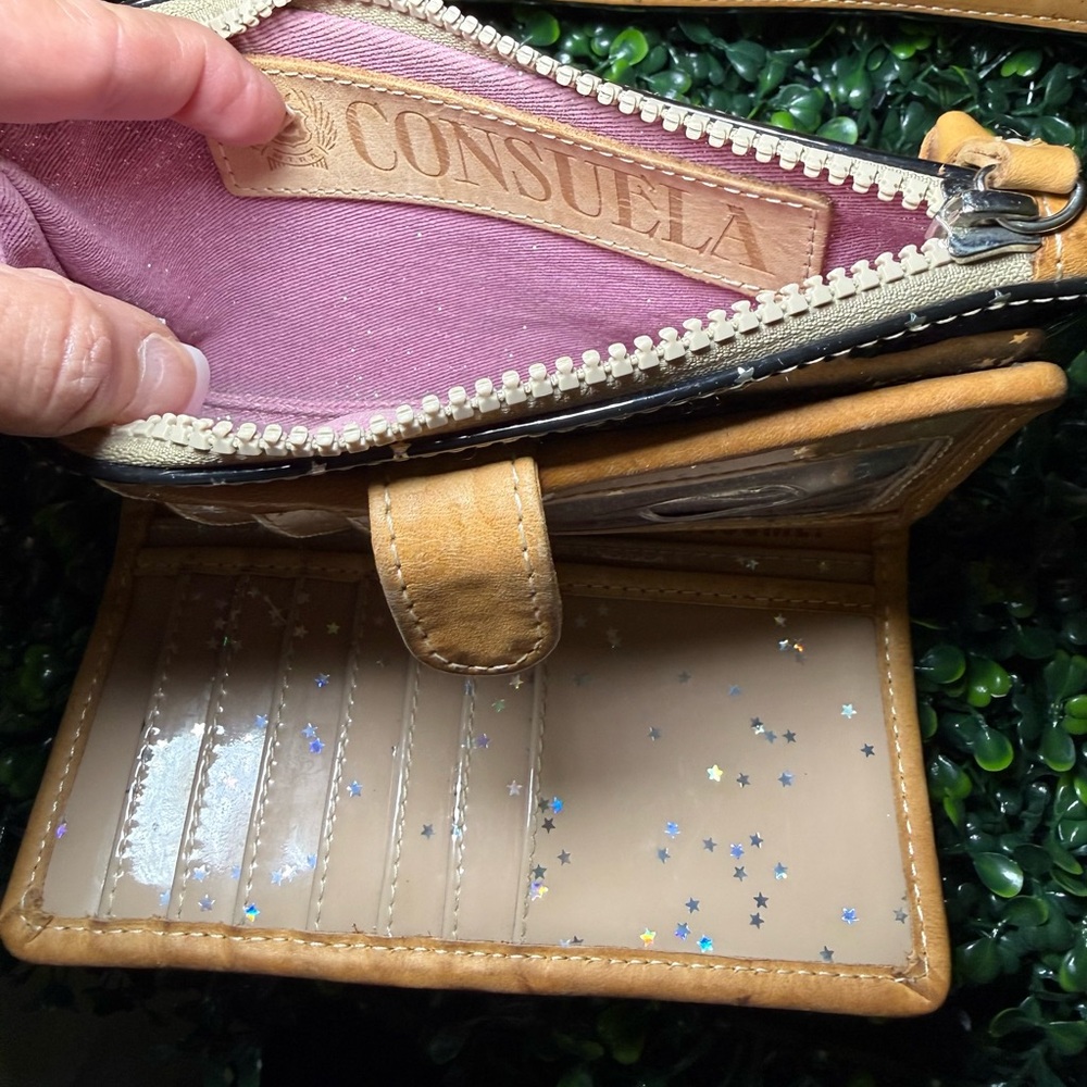 CONSUELA CROSSBODY AND SLIM WALLET SET. - Picture 11 of 12